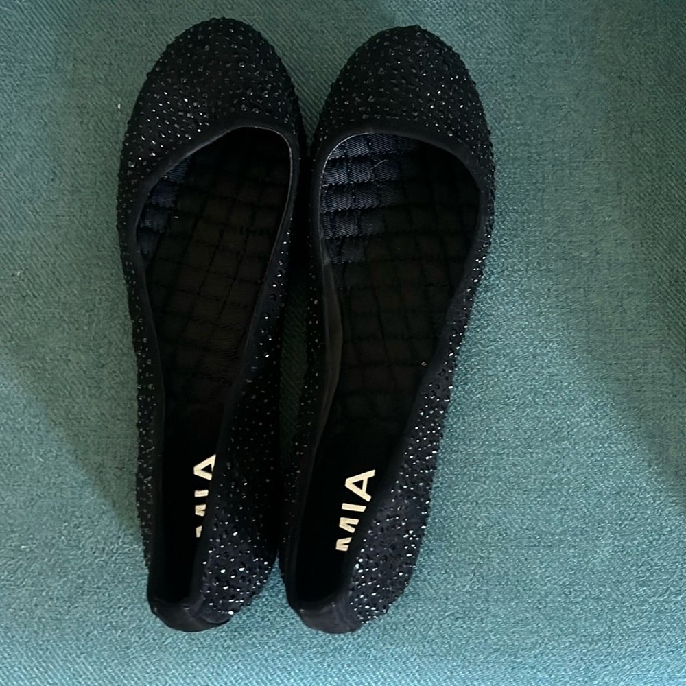 Black flats